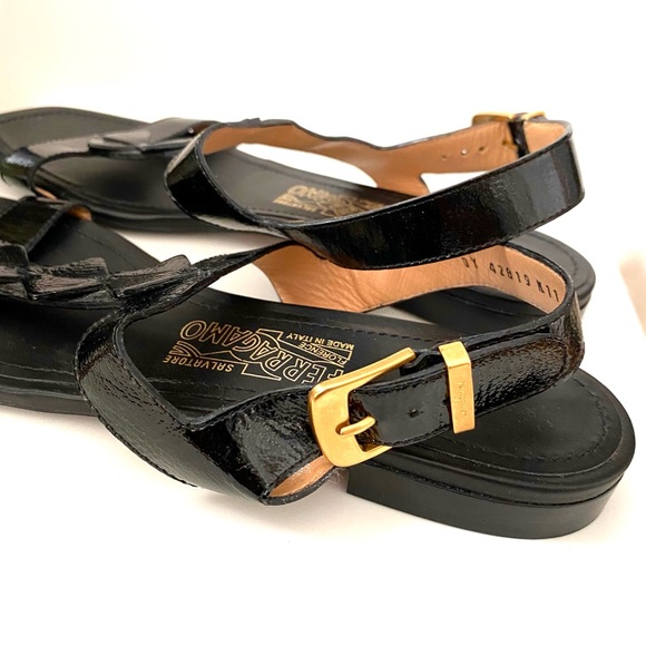 Ferragamo sandals - Picture 7 of 10